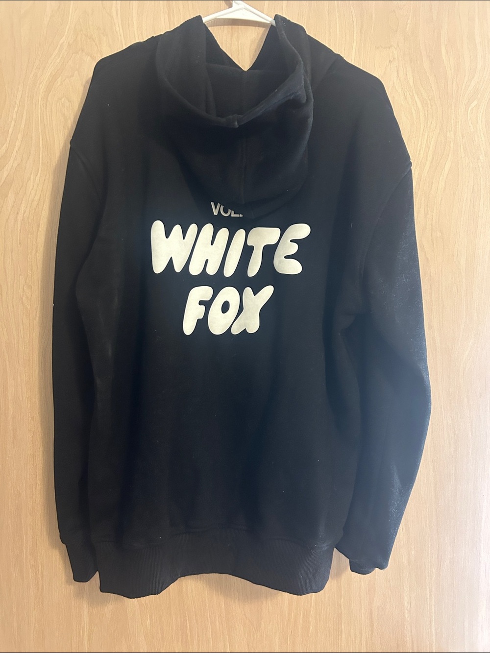 SET White Fox Boutique Offstage Monochrome Hoodie and Sweats - Picture 4 of 5